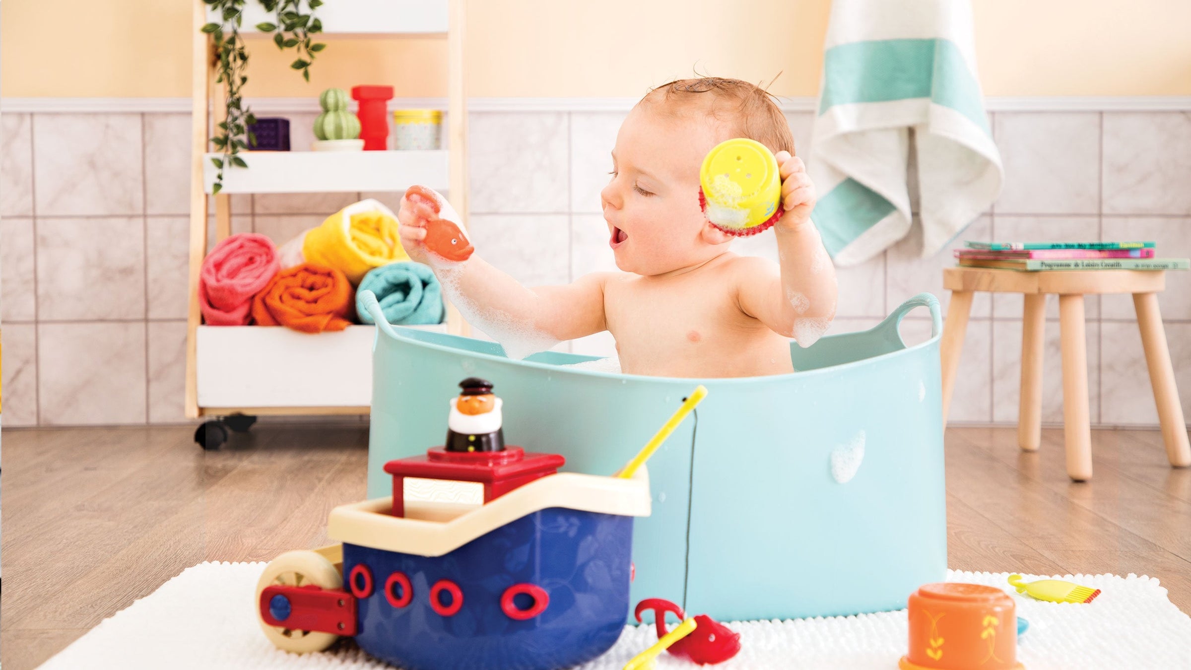 OCCOKO Children's Baby Bathroom Boy And Girl Bath Toy Bath Bathtub Beach  Water Toy Duck Water Wheel Baby Bathtub Ring : : Toys & Games