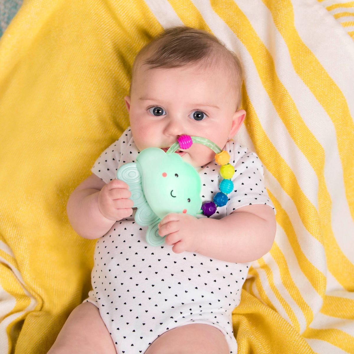 Light-up baby cloud rattle