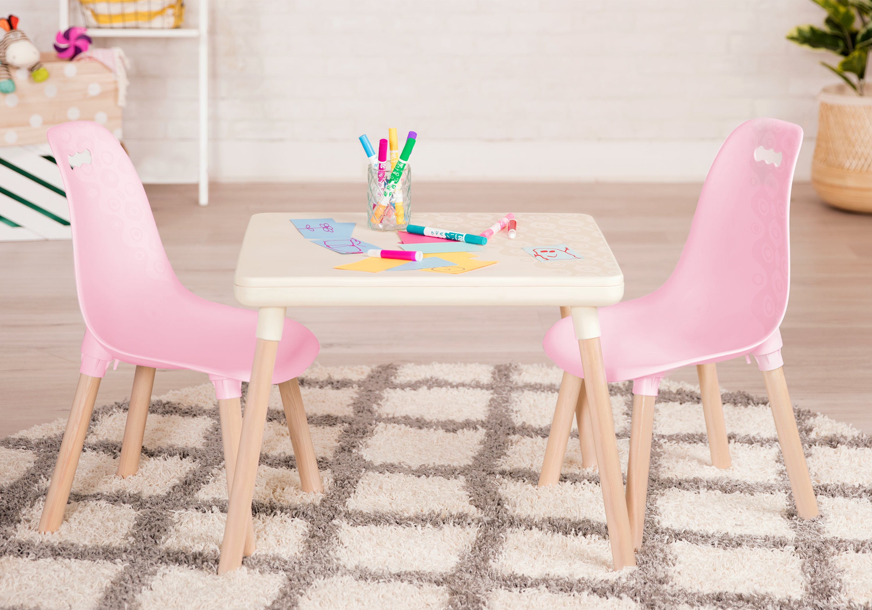 Table and chair set for kids.