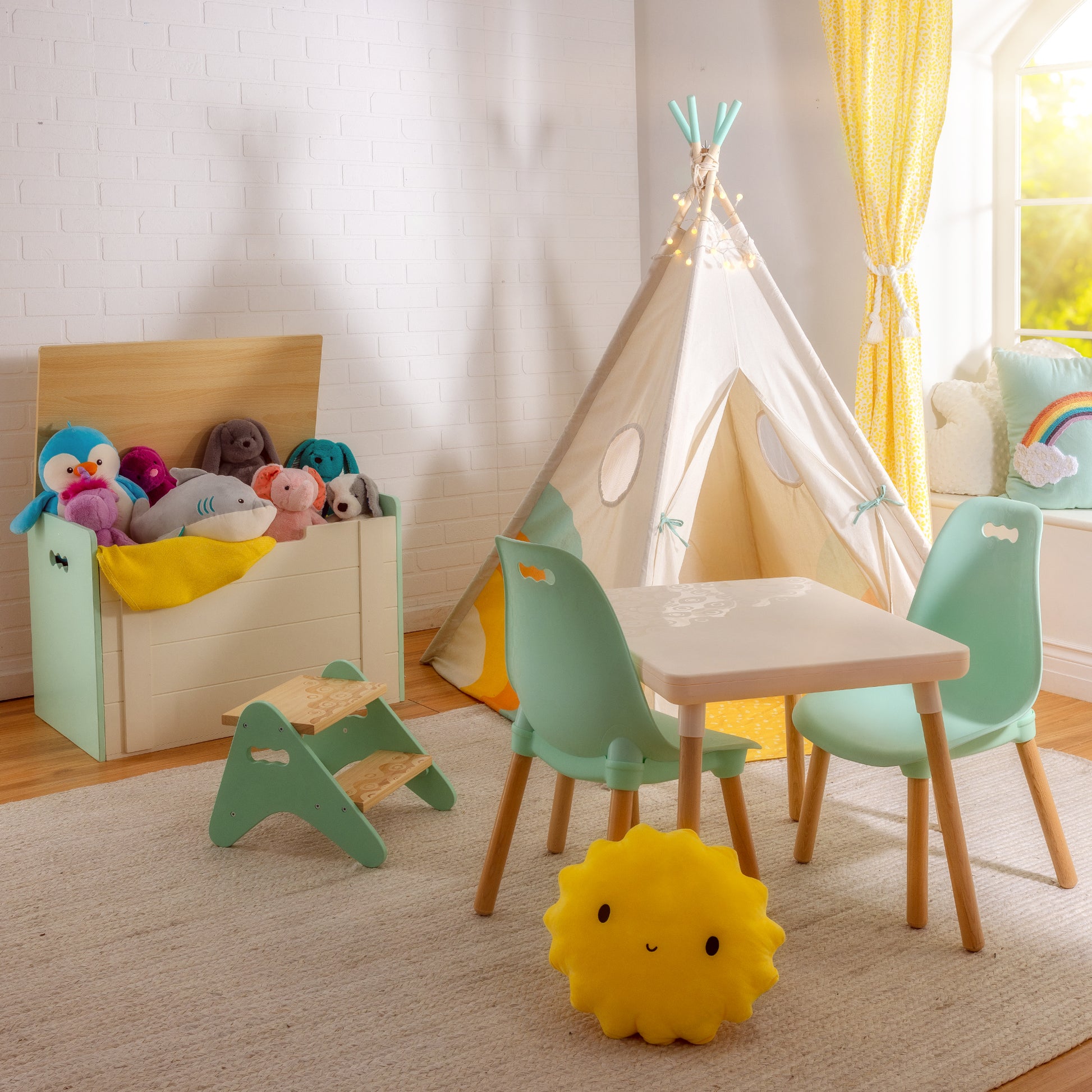 Happy Hideaway